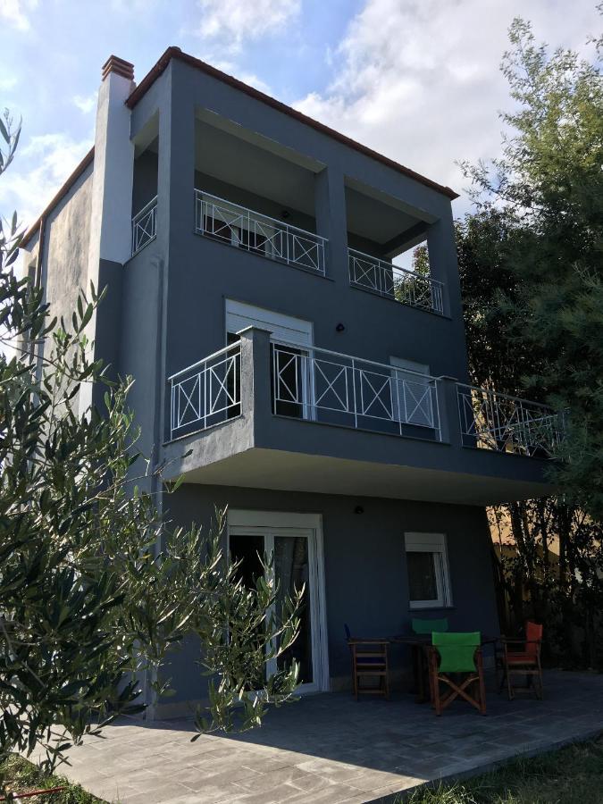 Modern House Guest House Afytos Exterior photo