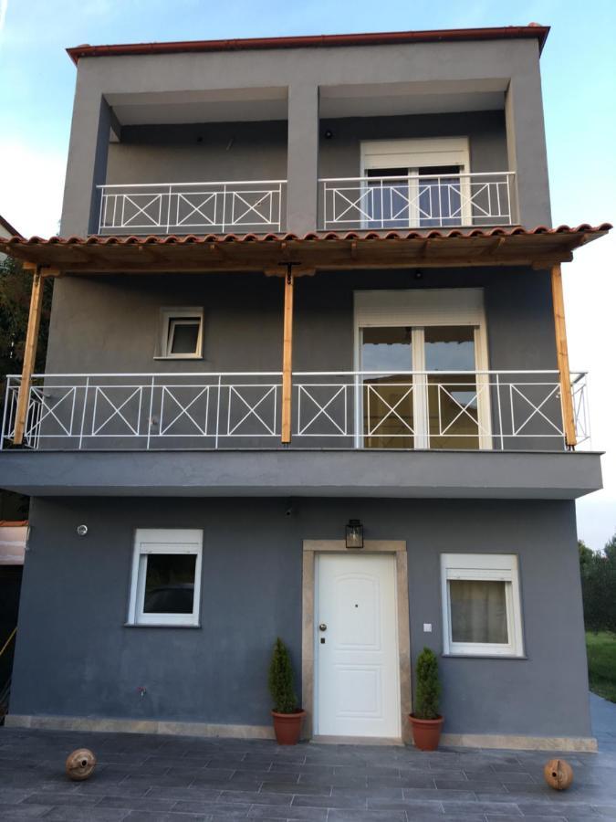 Modern House Guest House Afytos Exterior photo